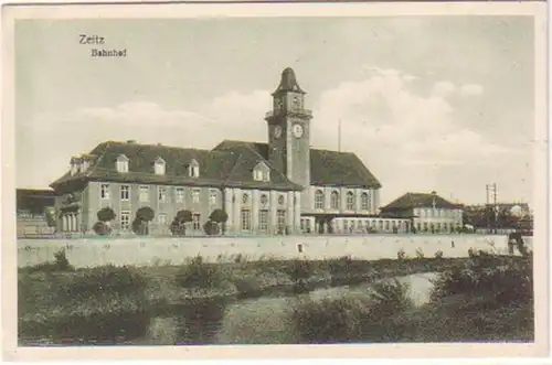 25662 Ak Zeitz Bahnhof um 1930