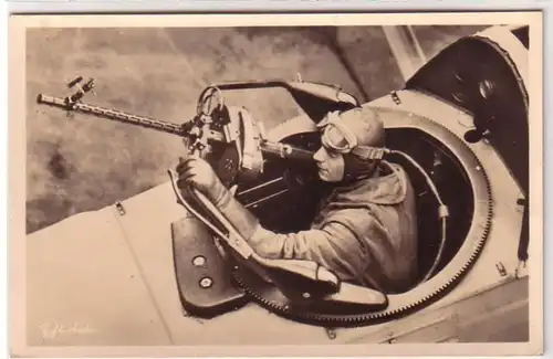 25653 Ak Beobachter am MG Kranz in einem Aufklärungsflugzeug 1938