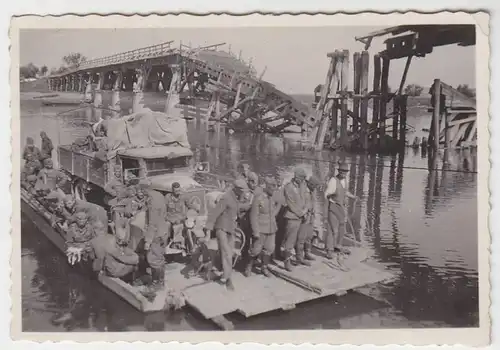 25436 Photo détruit pont ferroviaire 2ème guerre mondiale