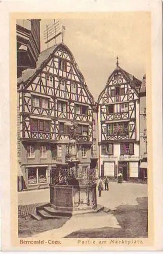 24004 Ak Berncastel Cues Partie am Marktplatz 1910