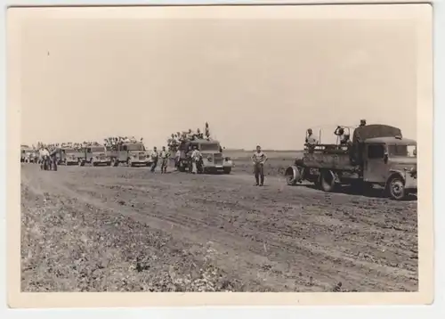 23897 Photo soldats allemands en route vers Koursk pendant la Seconde Guerre mondiale