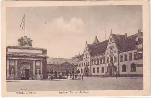 23801 Feldpost Ak Wesel Berliner Tor mit Postamt 1915