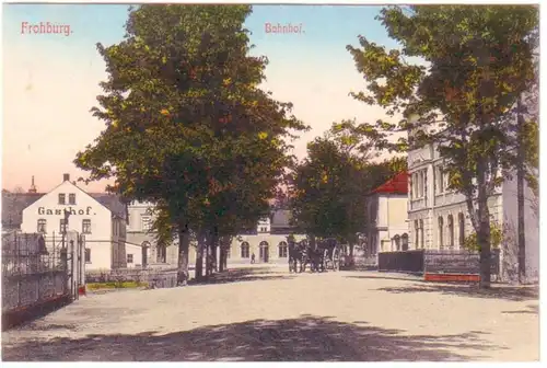 22051 Ak Frohburg Bahnhof Gasthof 1912