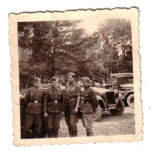 21799 Original Foto Deutsche Jeeps Militärfahrzeuge im 2. Weltkrieg