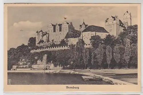 20113 Ak Bernburg à la Salle le château 1935