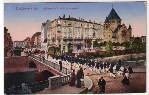 19300 Ak Strasbourg dans la rue de colle d'Alsace avec synagogue 1916