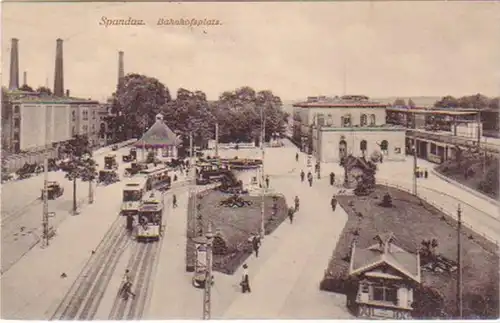 19284 Feldpost Ak Spandau Bahnhofsplatz 1915