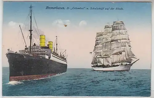 18708 Ak Bremerhaven Dampfer Columbus und Schulschiff auf der Rhede um 1930