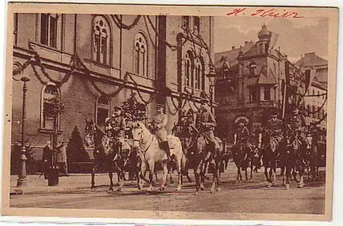 18022 Ak Wiesbaden Kaiser Guillaume II à la promenade 1913