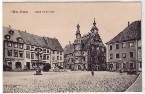 17398 Ak Hildburghausen Markt mit Rathaus um 1920