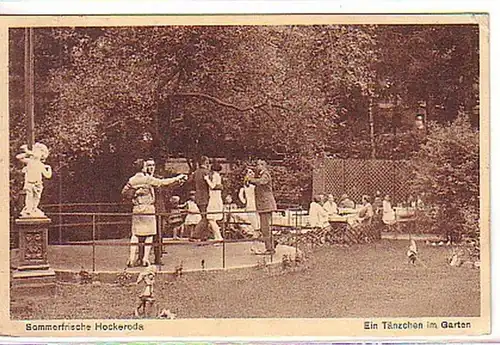 15136 Ak Hockeroda ein Tänzchen im Garten 1930