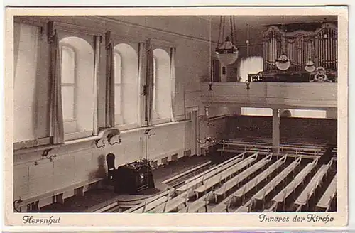 15100 Ak Herrnhut Sachsen Inneres der Kirche um 1920