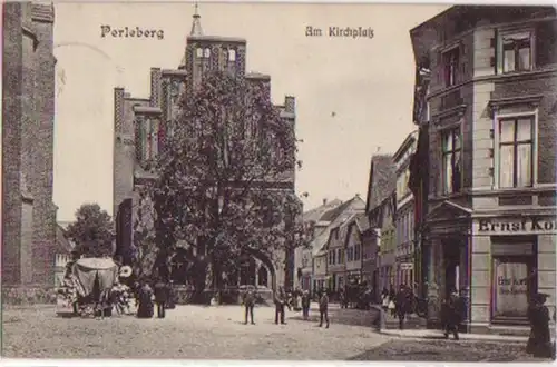 14588 Ak Perleberg sur la place de l'église 1911