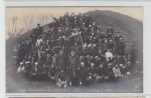 13987 Foto Ak S.M.S. Möwe mit Gefangenen Indern um 1915