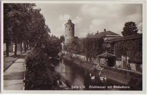 13721 Ak Isny i.A. Stadtmauer mit Diebesturm um 1940