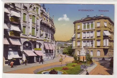 13546 Ak Wiesbaden Kranzplatz 1913