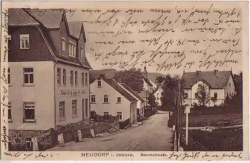 13346 Ak Neudorf im Erzgebirge Bahnhofstrasse 1918