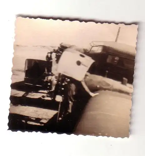 13221 Original Photo contrôle horaire avion Ju 52 en Russie vers 1942