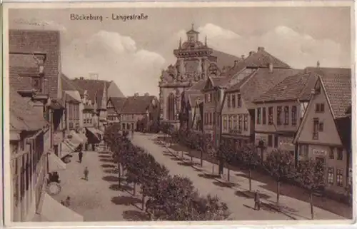 11671 Ak Bückeburg Langestrasse um 1930