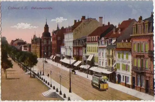 11373 Ak Colmar dans la rue Alsace Rufacherstrasse vers 1910
