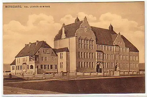 10754 Ak Merseburg Kgl. Lehrer Seminar um 1920