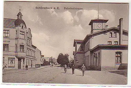 10290 Ak Schönebeck sur la Elbe Bahnhofstrasse 1910