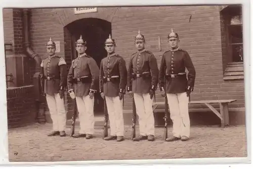 09878 Foto Ak Soldaten Sachsen mit Pickelhaube 1911