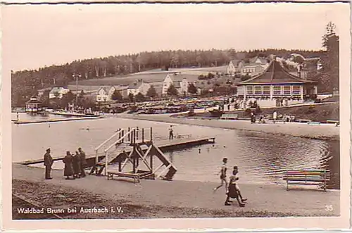 09867 Ak Waldbad Brunn bei Auerbach im Vogtland um 1940