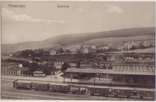 09690 Ak Kreiensen Bahnhof mit Zug um 1920