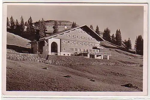 08611 Ak Loferalpe bei Lofer Haus Gertraud um 1940