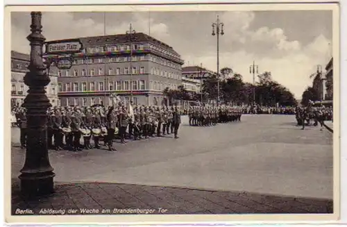 08392 Ak Berlin Remplacer la Garde de Paris Place vers 1935