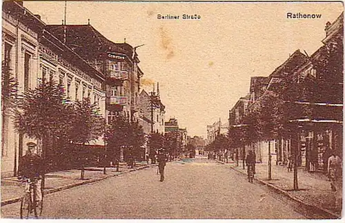 08266 Ak Rathenow Berliner Strasse vers 1910