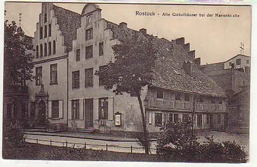 08070 Ak Rostock alte Giebelhäuser um 1910