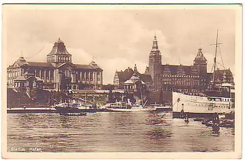 08041 Ak Stettin Hafen mit Dampfer Rügen 1935