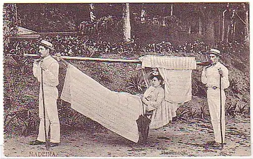 07125 Ak Madeira femme portée dans des chaises autour de 1910
