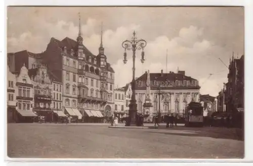07596 Ak Bonn Marktplatz mit Straßenbahn um 1920