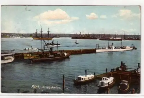 07581 Ak Kiel Port de guerre avec navires 1907