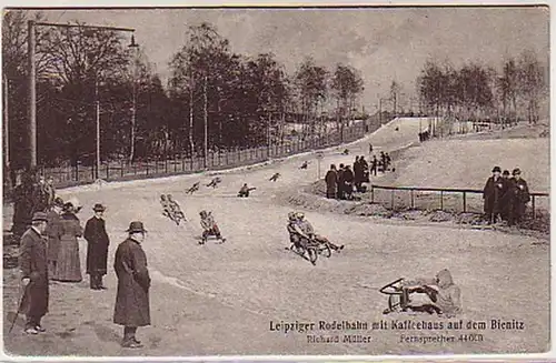 07068 Ak Leipziger Rodelbahn auf dem Bienitz um 1920