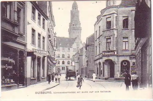 07005 Ak Duisburg Schwanenstrasse mit Rathaus um 1906