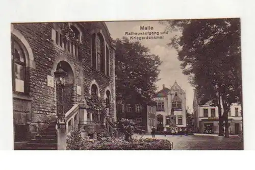 06883 Ak Melle Rathaus und Kriegerdenkmal um 1930