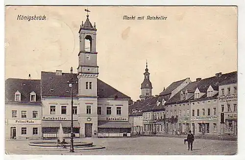 05767 Ak Königsbrück Markt mit Ratskeller um 1920