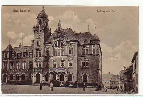 05692 Ak Bad Lausick Rathaus und Post um 1920