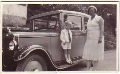 05198: altes Foto Auto Oldtimer um 1940