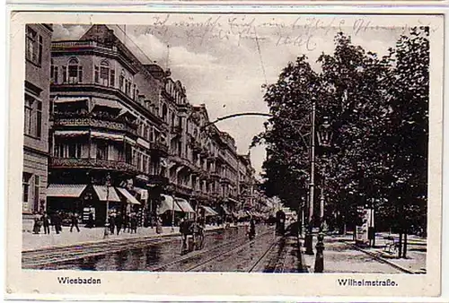 05179 Ak Wiesbaden Wilhelmstrasse mit Geschäften 1932