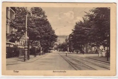 05067 Feldpost Ak Trèves Bahnhofstrasse 1918