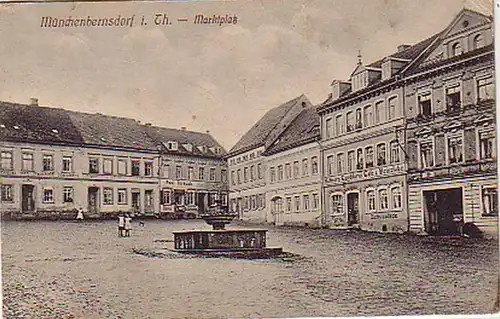 05020 Ak Münchenbernsdorf in Thür. Marktplatz um 1920