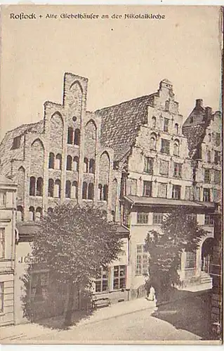 04714 Ak Rostock alte Giebelhäuser um 1920