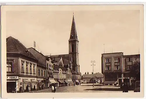 04600 Ak Böhmen Kralupy Marktplatz ? um 1940