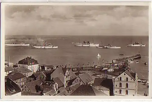 03593 Ak Helgoland Reede avec vapeur et dunes vers 1930