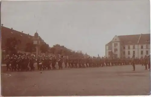 03426 Foto Ak München ? Militärparade um 1910